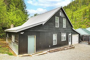 Avery Creek Cabins: Hike, Bike, Fish + More!