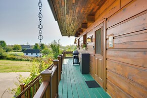 Warm & Cozy Clayton Cabin Near St Lawrence River!