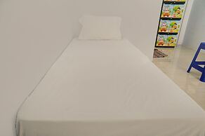 OYO Life 92918 Rumah Kost Arrahma Syariah