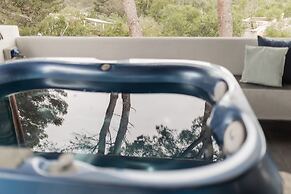 Holiday Eolie Village