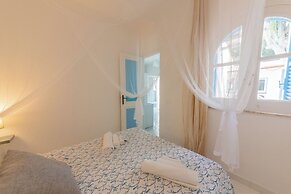 Holiday Eolie Village