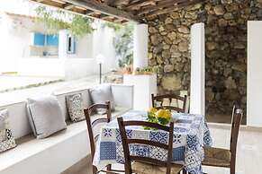 Holiday Eolie Village