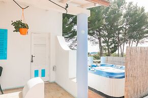 Holiday Eolie Village