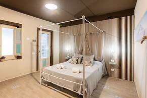 Holiday Eolie Village