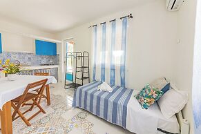 Holiday Eolie Village