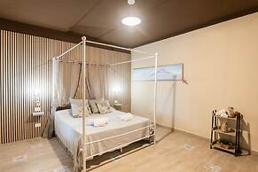 Holiday Eolie Village