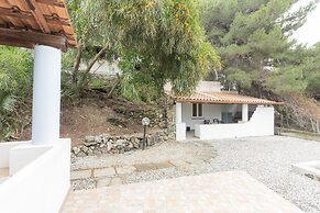 Holiday Eolie Village