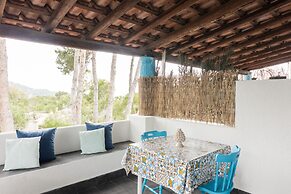 Holiday Eolie Village