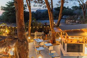 Holiday Eolie Village