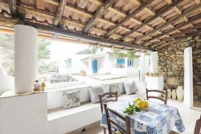 Holiday Eolie Village