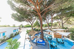 Holiday Eolie Village