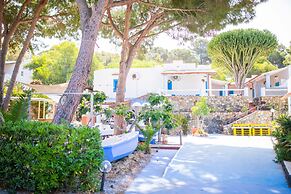 Holiday Eolie Village