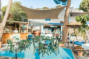 Holiday Eolie Village