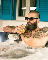 Holiday Eolie Village