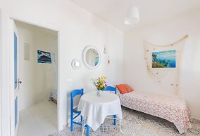 Holiday Eolie Village