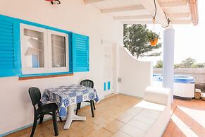 Holiday Eolie Village