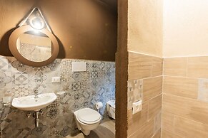 Holiday Eolie Village