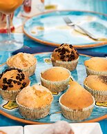 Holiday Eolie Village