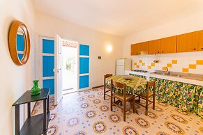 Holiday Eolie Village