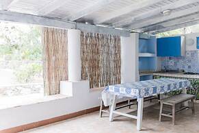 Holiday Eolie Village