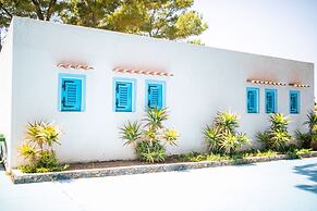 Holiday Eolie Village