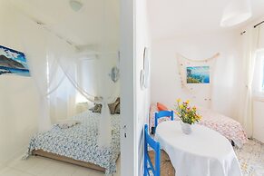 Holiday Eolie Village