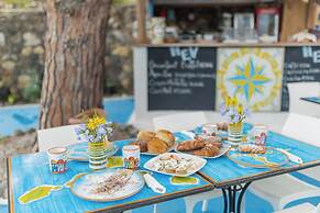 Holiday Eolie Village