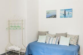 Holiday Eolie Village