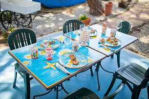 Holiday Eolie Village