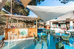 Holiday Eolie Village