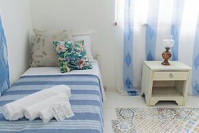 Holiday Eolie Village