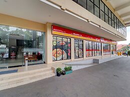 OYO Life 92910 Apartemen Tamansari Panoramic By Tira