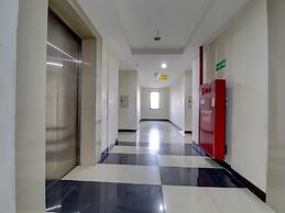 OYO Life 92910 Apartemen Tamansari Panoramic By Tira