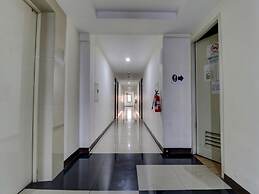 OYO Life 92910 Apartemen Tamansari Panoramic By Tira