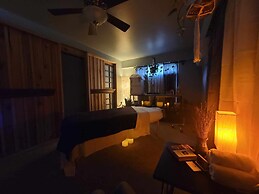 The Pause Bed & Breakfast