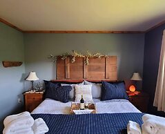 The Pause Bed & Breakfast