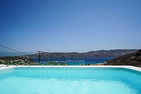 Mykonian Exclusive 3Bd Villa with Pool