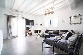 Mykonian Exclusive 3Bd Villa with Pool