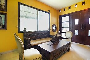 OYO 92114 Homestay Riverside Duko