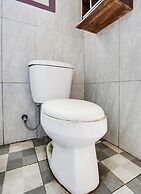 OYO 92114 Homestay Riverside Duko