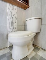 OYO 92114 Homestay Riverside Duko