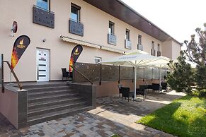 Bubble Hotel and Event Center