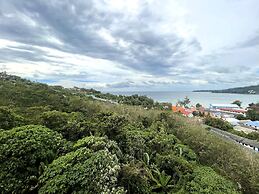 Sea view studio at Oceana by Lofty