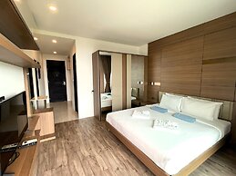 Sea view studio at Oceana by Lofty