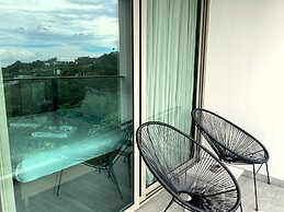 Sea view studio at Oceana by Lofty