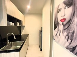 Sea view studio at Oceana by Lofty