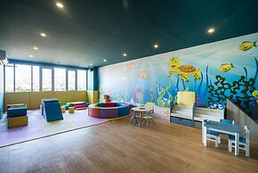 Sea view studio at Oceana by Lofty