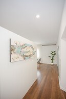 Liiiving - Light Trendy Apartment