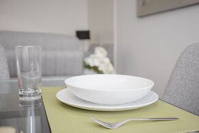 Liiiving - Light Trendy Apartment