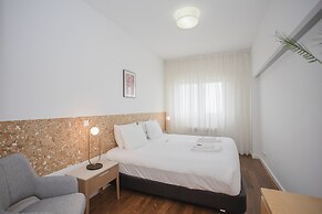 Liiiving - Light Trendy Apartment